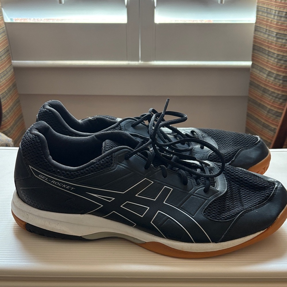ASICS Men's Black and White Gel-Rocket Athletic Shoes